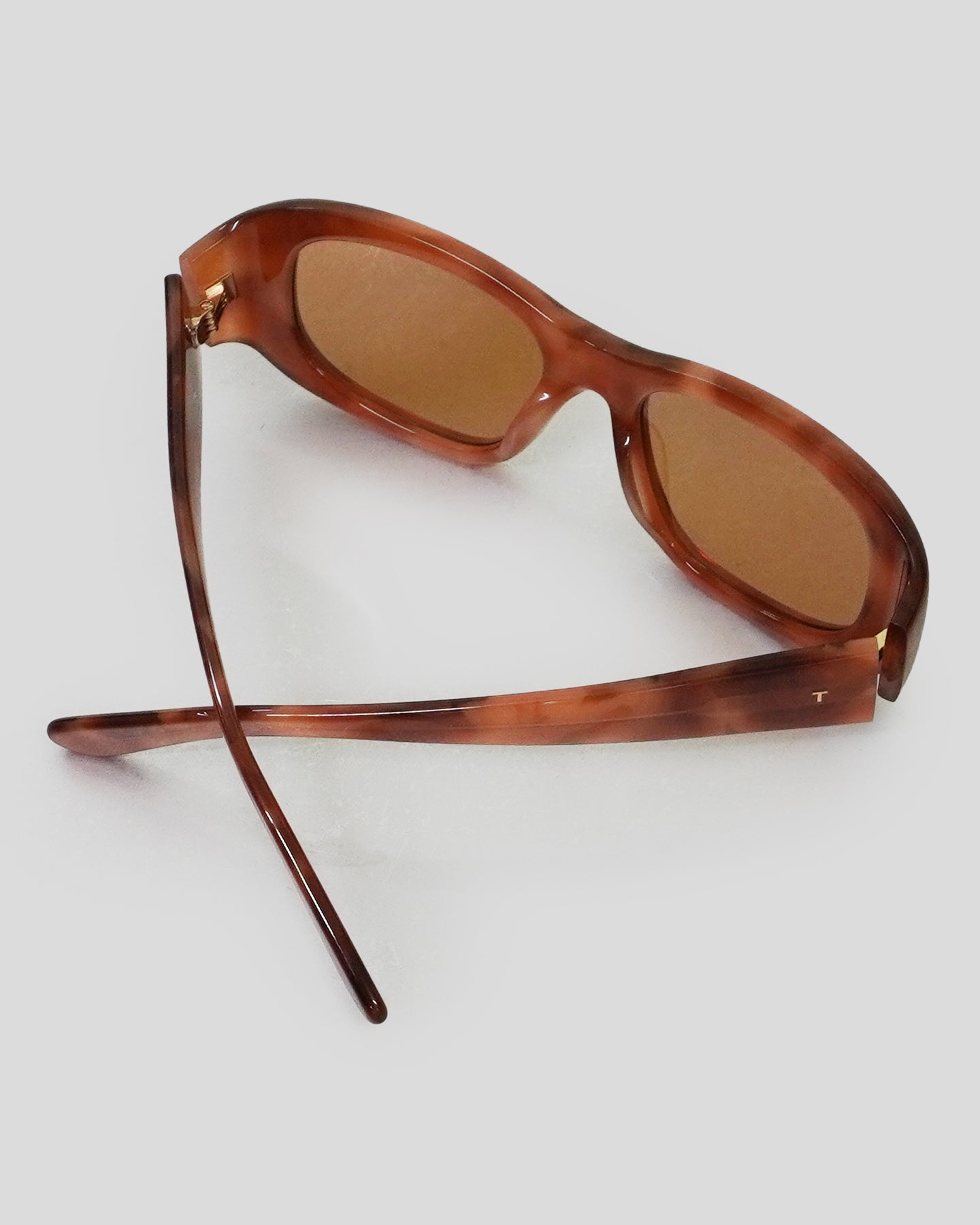 The Al with Light Tortoise Frame & Yellow Lens